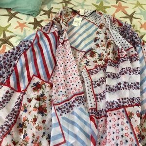 Cover Up/Poncho/over the shoulder